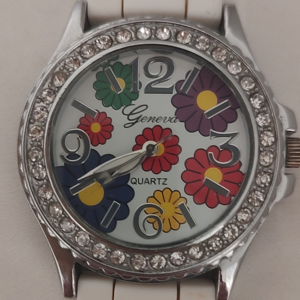 Geneva flowers watch with white band
